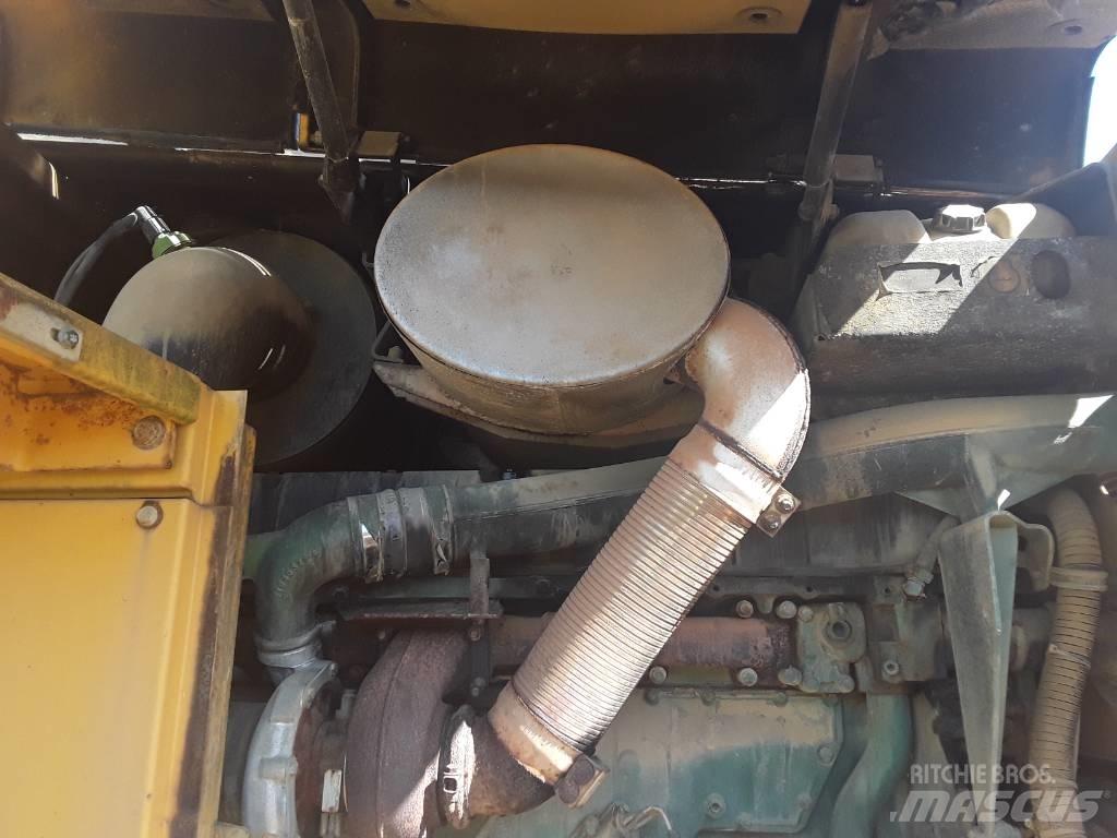 Volvo L 180 E Kolesové nakladače