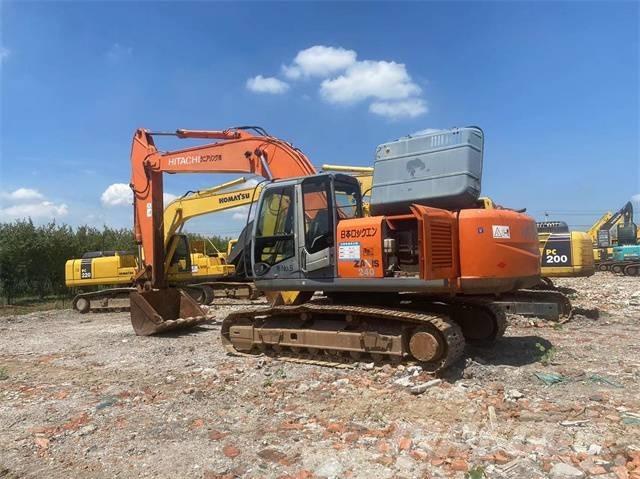 Hitachi ZX240 Pásové rýpadlá