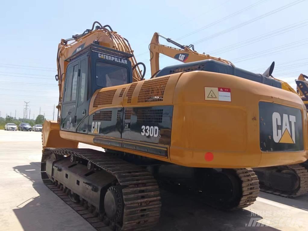 Cata-Dyne 330 Pásové rýpadlá
