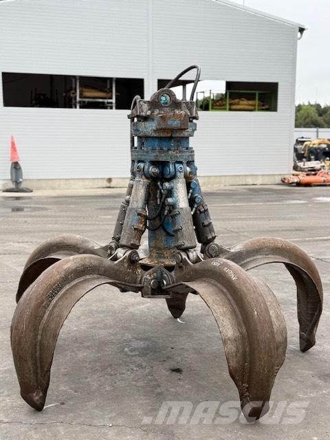 Liebherr A 924 C Drapáky