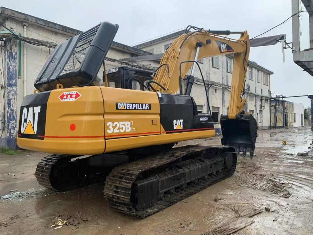 CAT 325 B Pásové rýpadlá