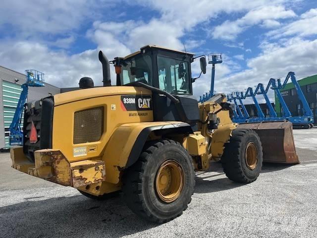 CAT 938 M Kolesové nakladače