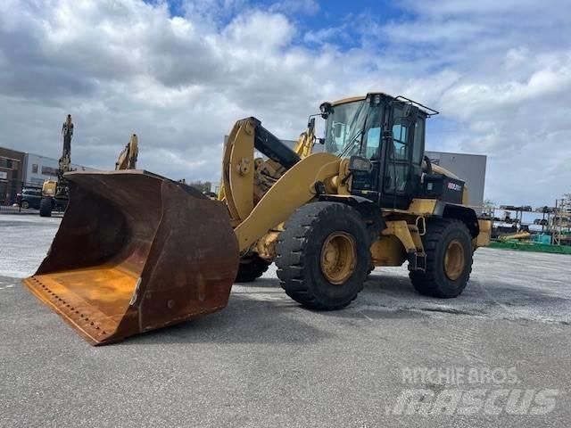 CAT 938 M Kolesové nakladače