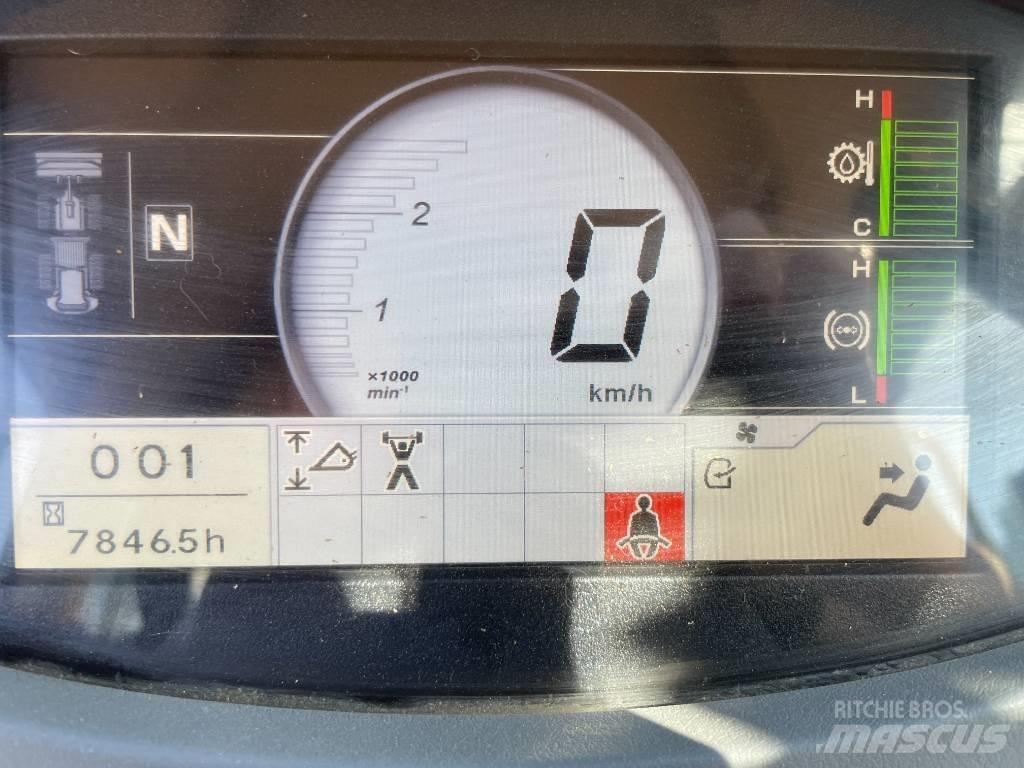 Hitachi ZW 550 - 6 Kolesové nakladače