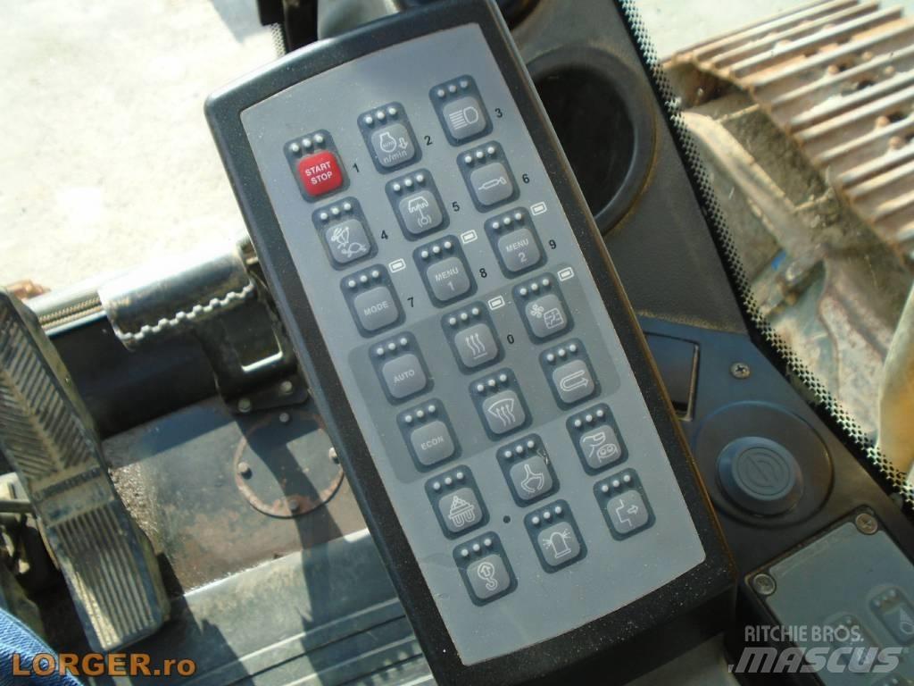 Liebherr R 916 Pásové rýpadlá