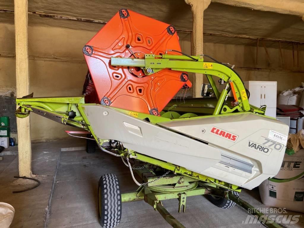 CLAAS Lexion 750 Kombinované zberacie stroje