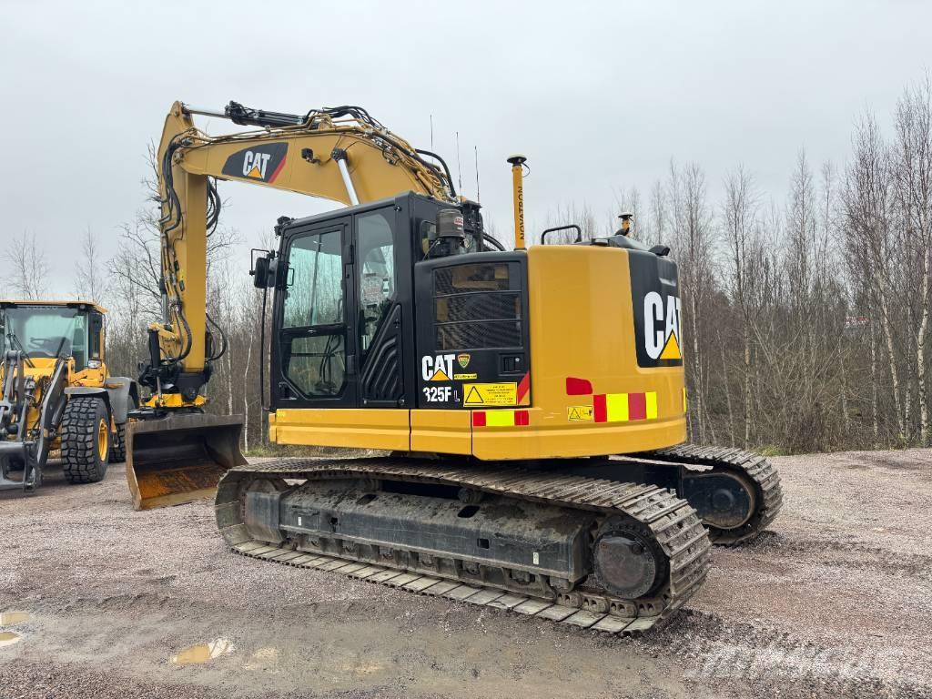 CAT 325 Pásové rýpadlá