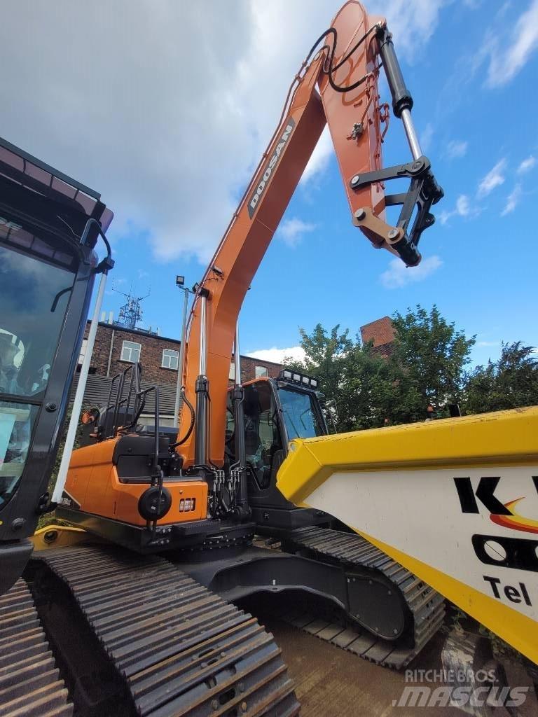 Doosan DX 210 LC-7 Pásové rýpadlá