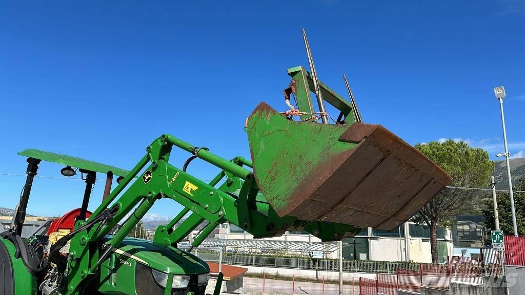 John Deere 5080 G Traktory