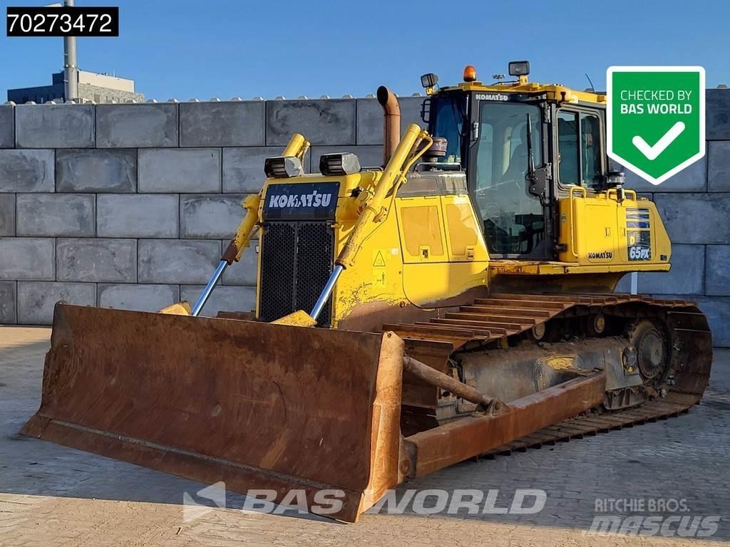 Komatsu D65 PX -18 Pásové dozéry