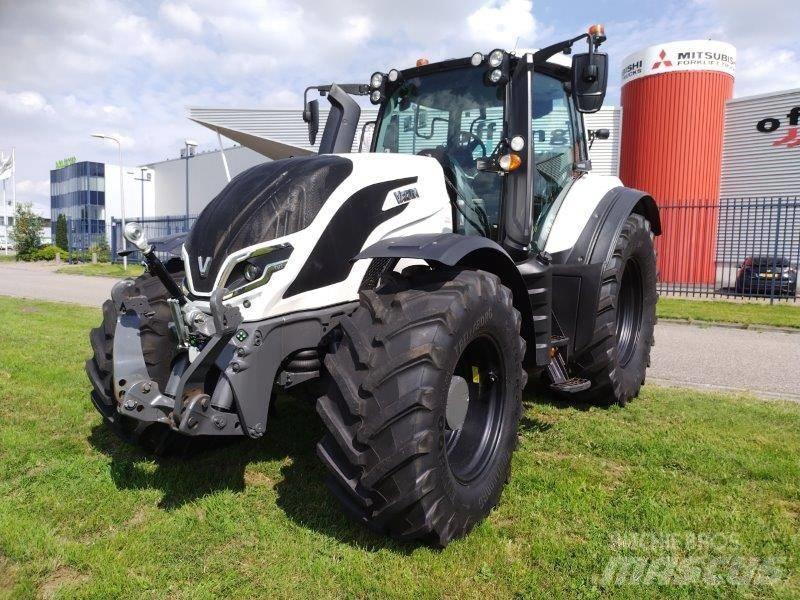 Valtra T 175 A Traktory