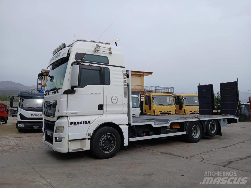 MAN TGX 26.560 Valník s navijakom