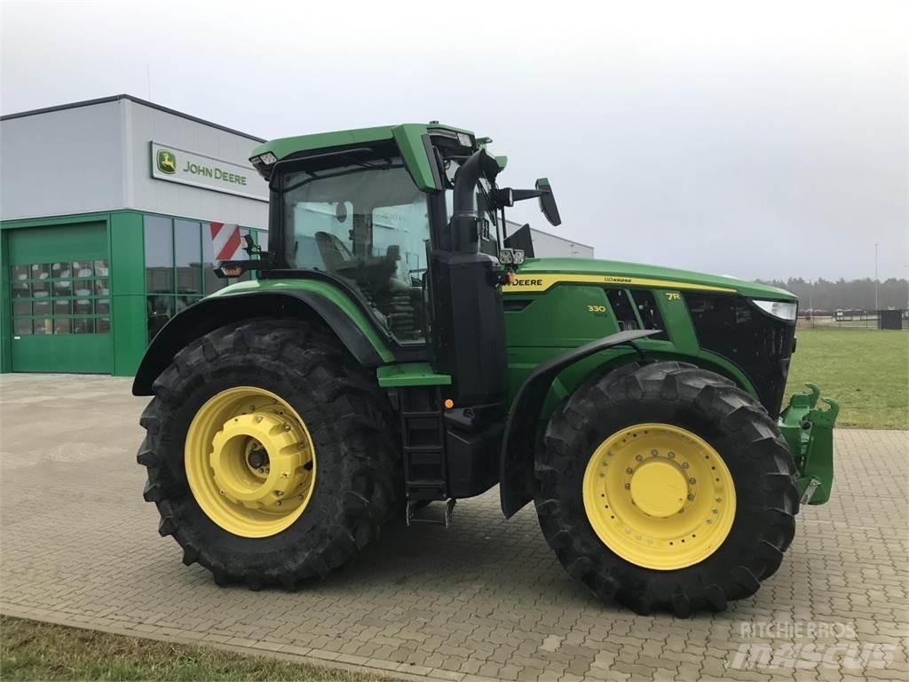 John Deere 7R 330 Traktory
