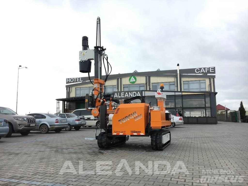  Turchi 300F Hydraulické baranidlá na zatĺkanie pilotov