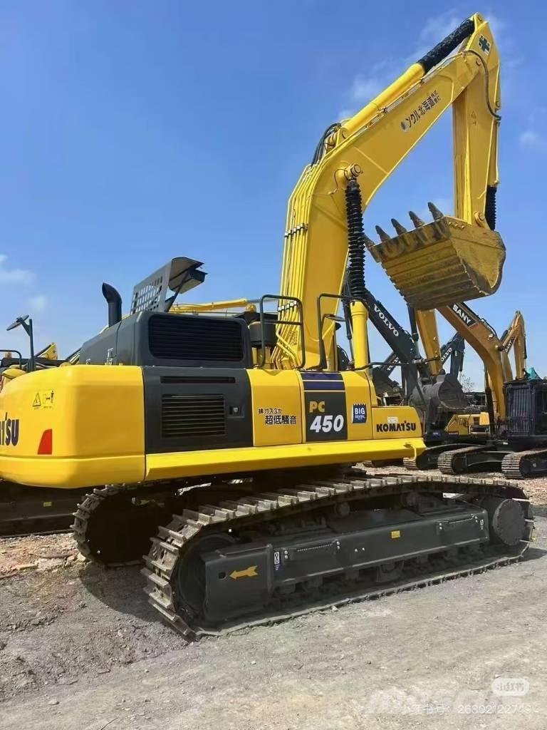 Komatsu 450 Pásové rýpadlá