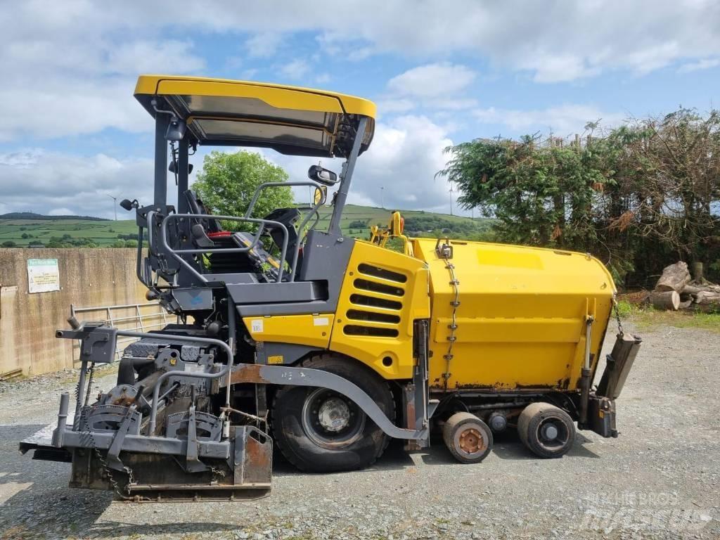 Vögele Super 1300-3i Finišéry