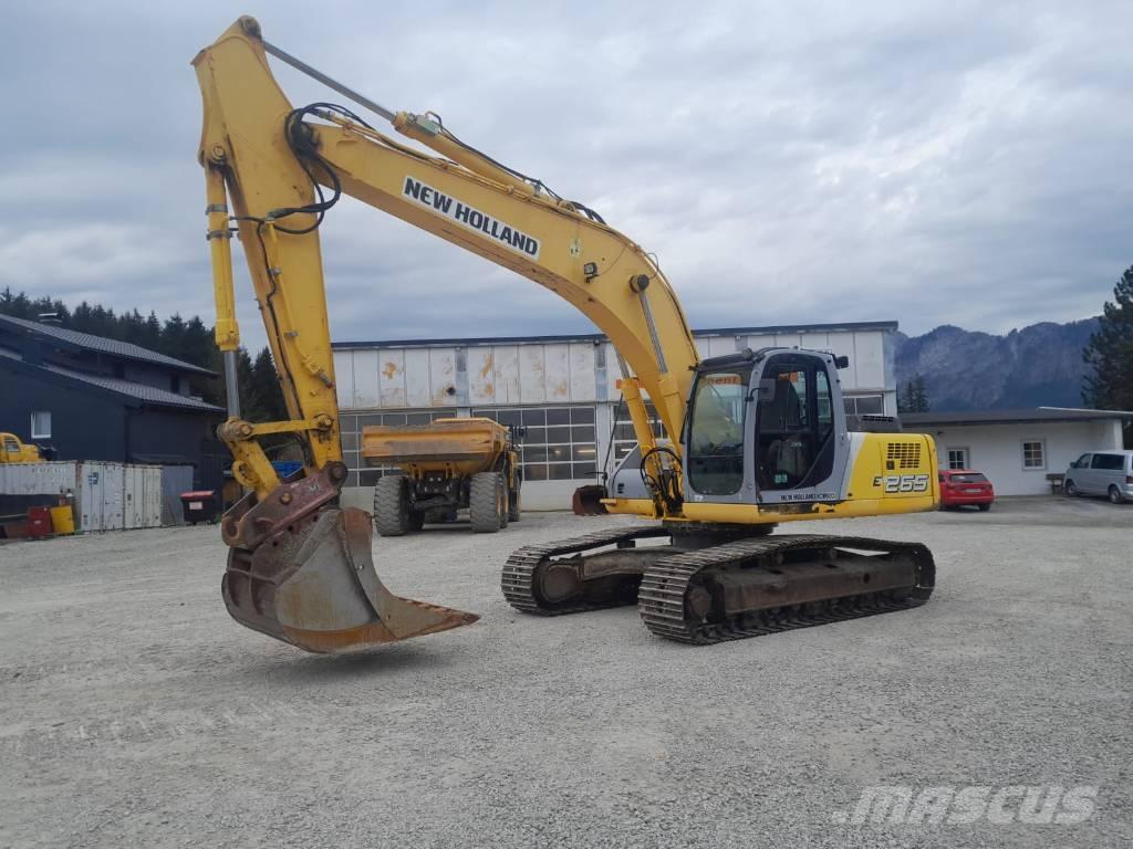New Holland E 265 Pásové rýpadlá