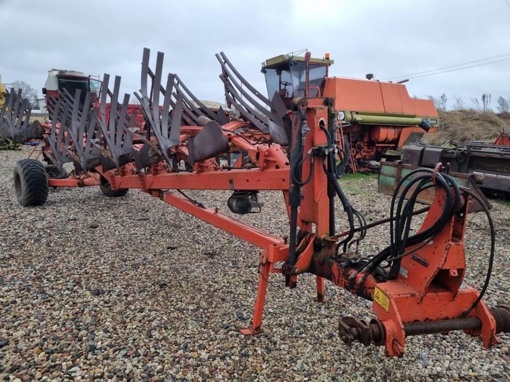 Kuhn Manager 6 Dvojstranné pluhy