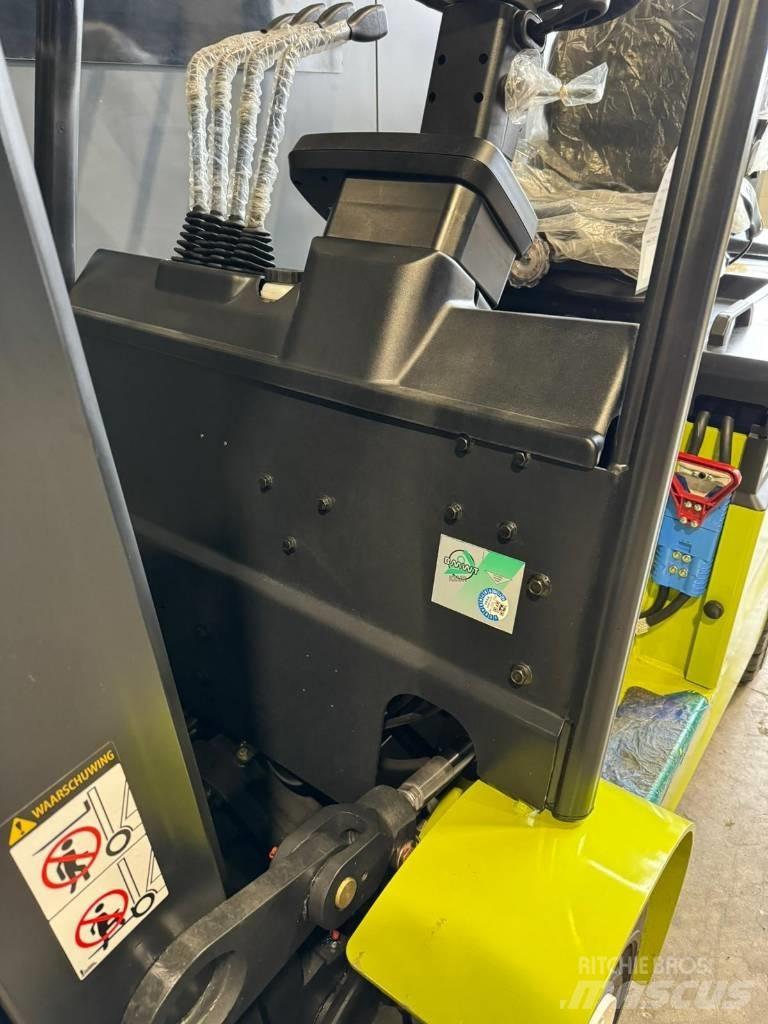 Clark EPX 25 I Akumulátorové vozíky