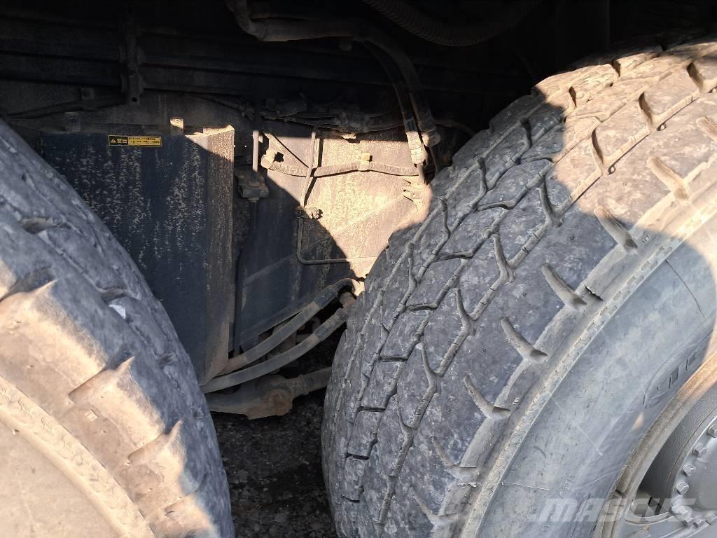 Kato KR-75H Žeriavy pre ťažký terén