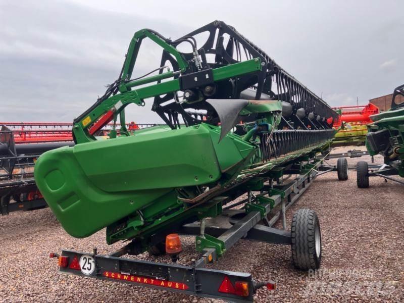 John Deere T 670 Kombinované zberacie stroje