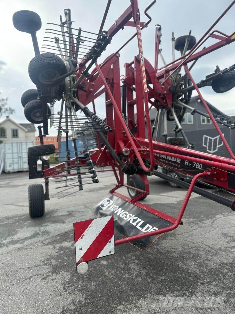 Kongskilde R+760 Obracače a zhrabovače sena