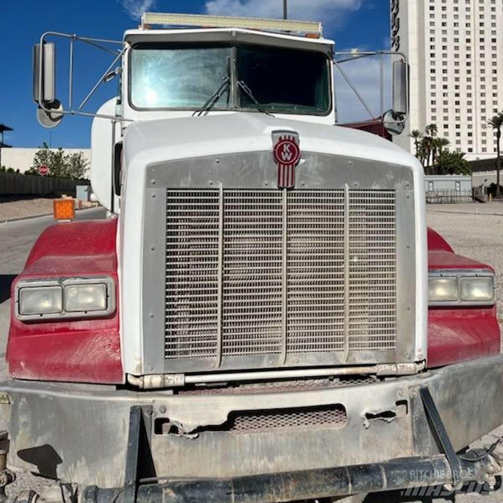 Kenworth T 800 Cisterny na vodu