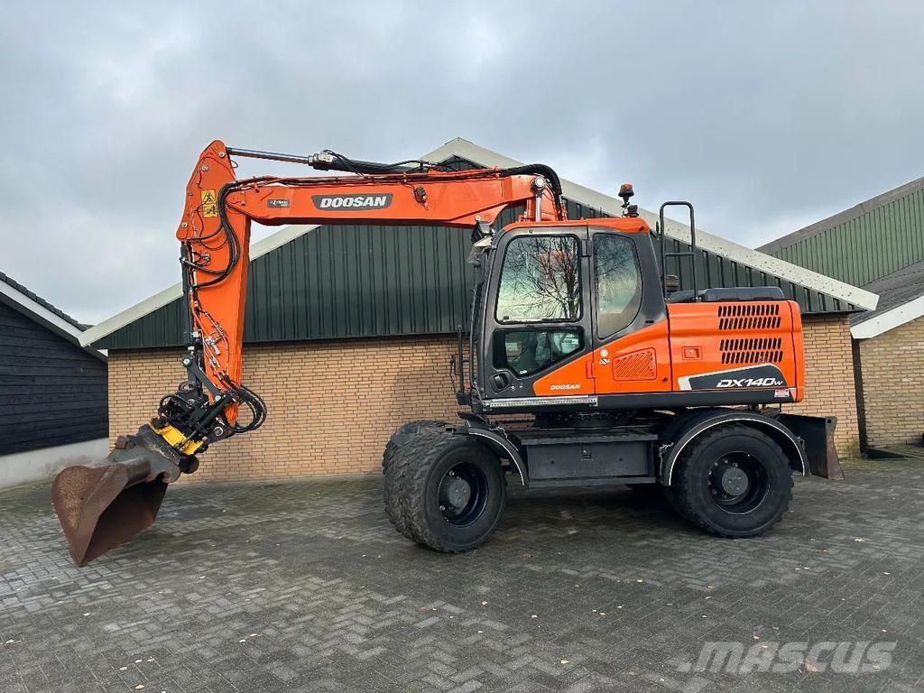 Doosan DX140W-5 Kolesové rýpadlá