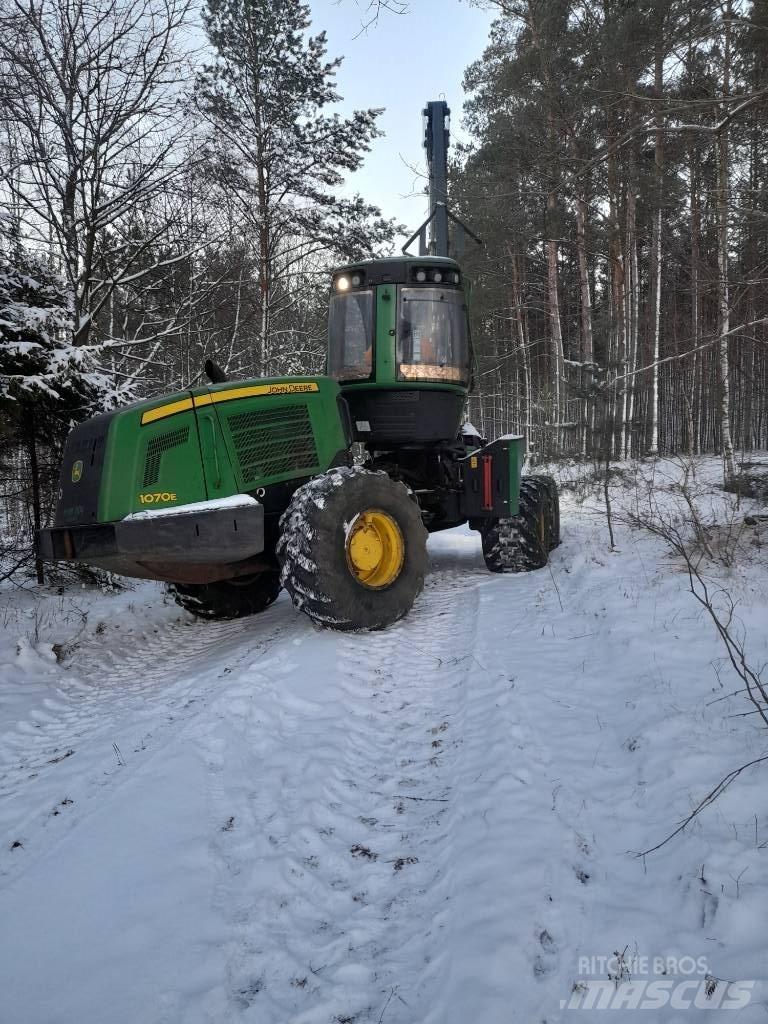 John Deere 1070 E Harvestory