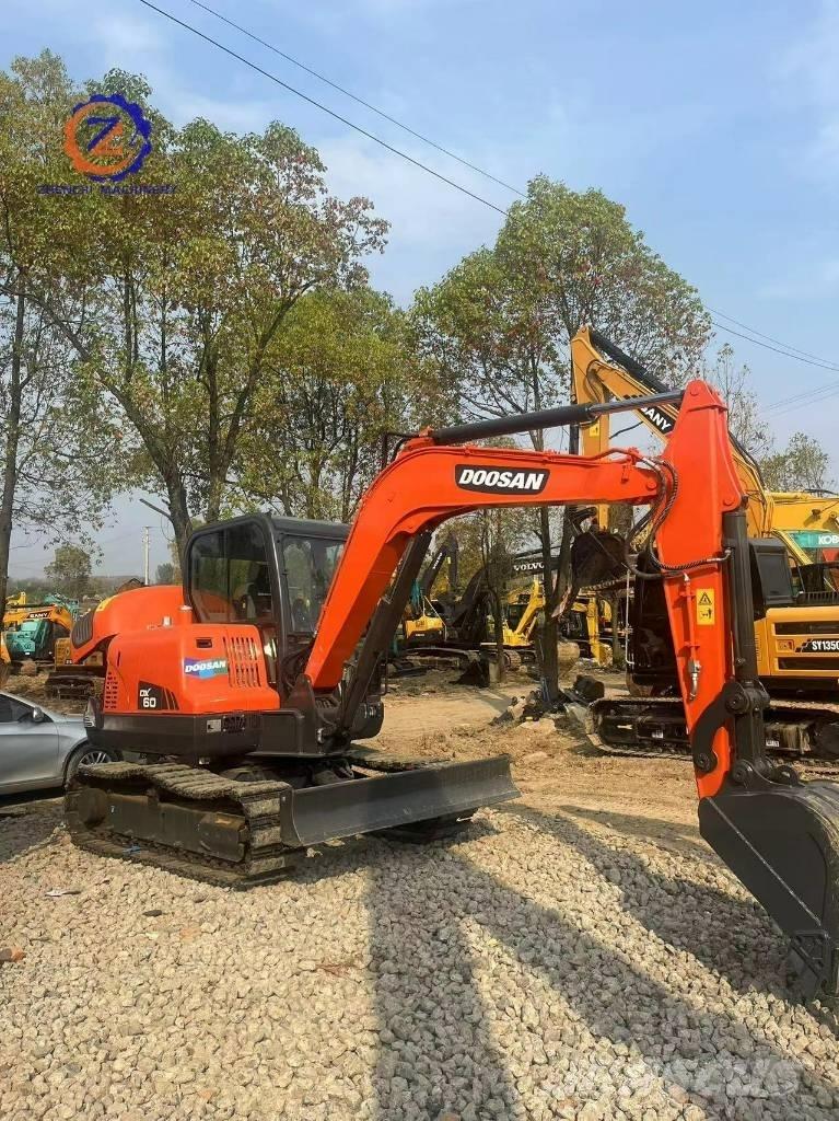 Doosan DX 60 Mini rýpadlá < 7t