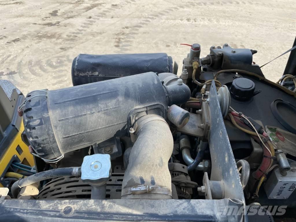 Bomag BW 100 AD-5 Tandemové valce