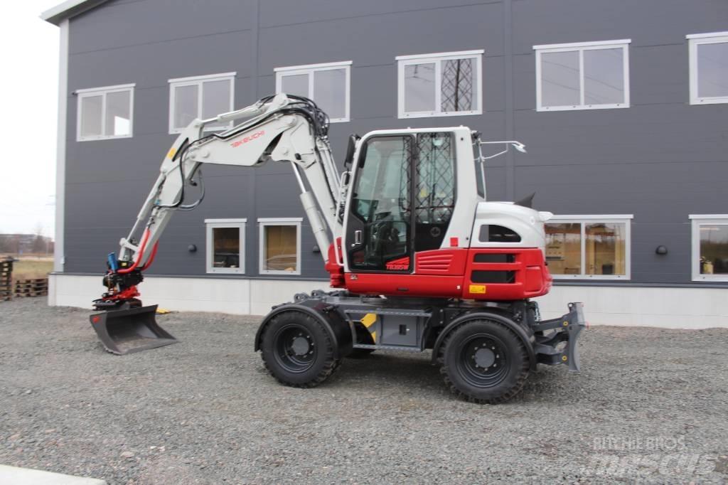 Takeuchi TB395W Kolesové rýpadlá