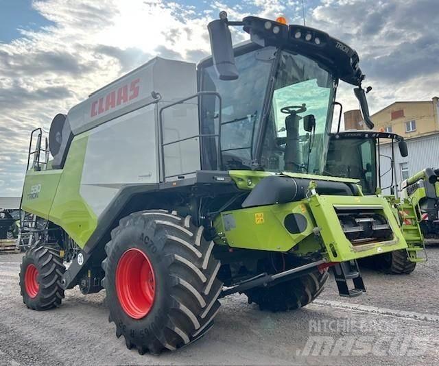 CLAAS TRION 530 Kombinované zberacie stroje