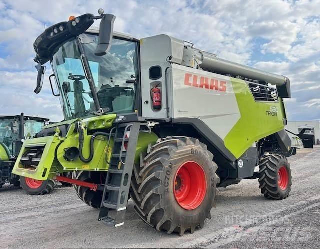 CLAAS TRION 530 Kombinované zberacie stroje