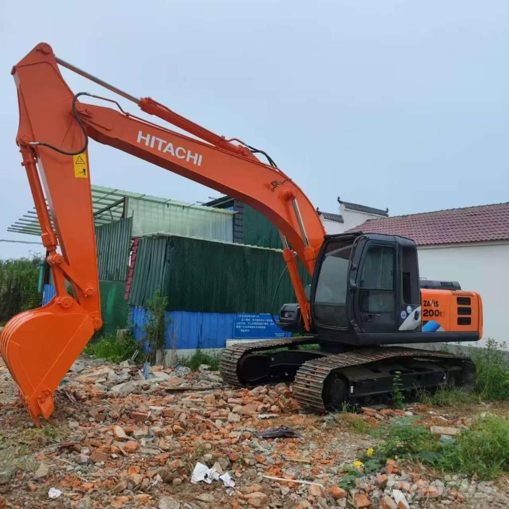 Hitachi ZX 200 Pásové rýpadlá