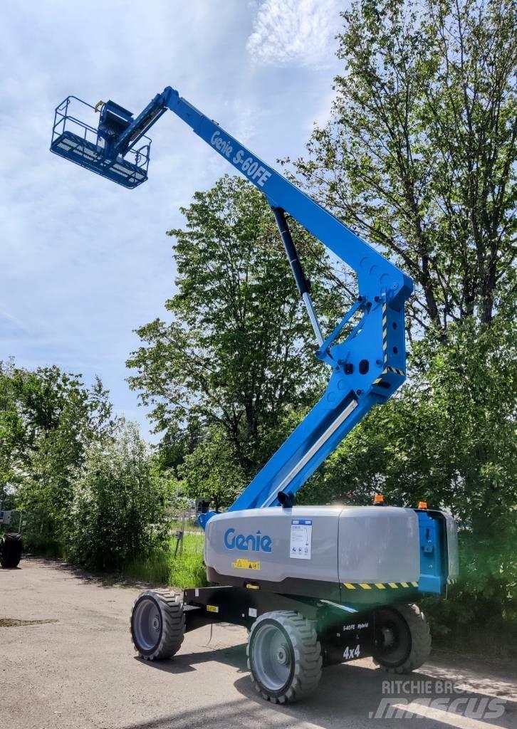Genie S-60 FE Kĺbové plošiny