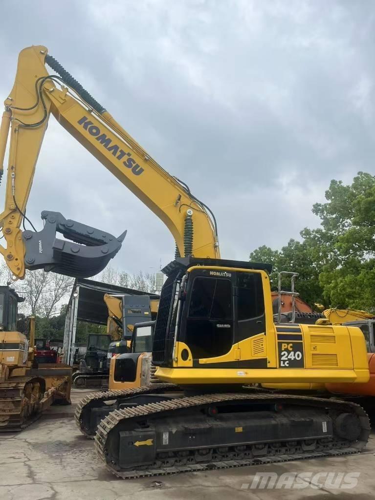 Komatsu PC 240 Pásové rýpadlá