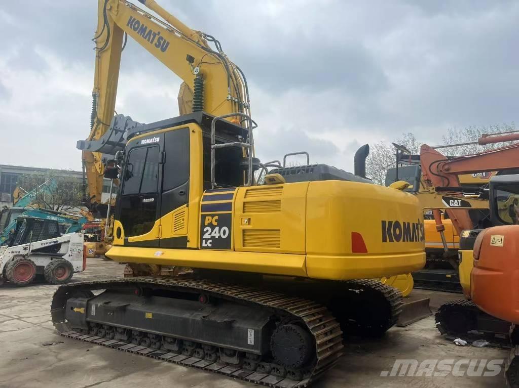 Komatsu PC 240 Pásové rýpadlá