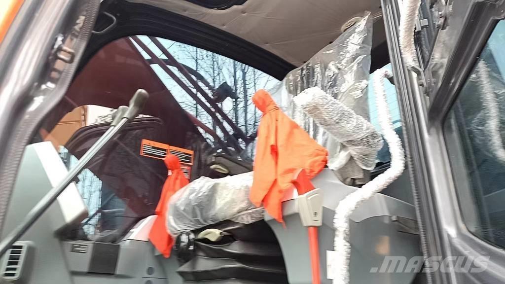 Doosan 225 LC-9 Pásové rýpadlá