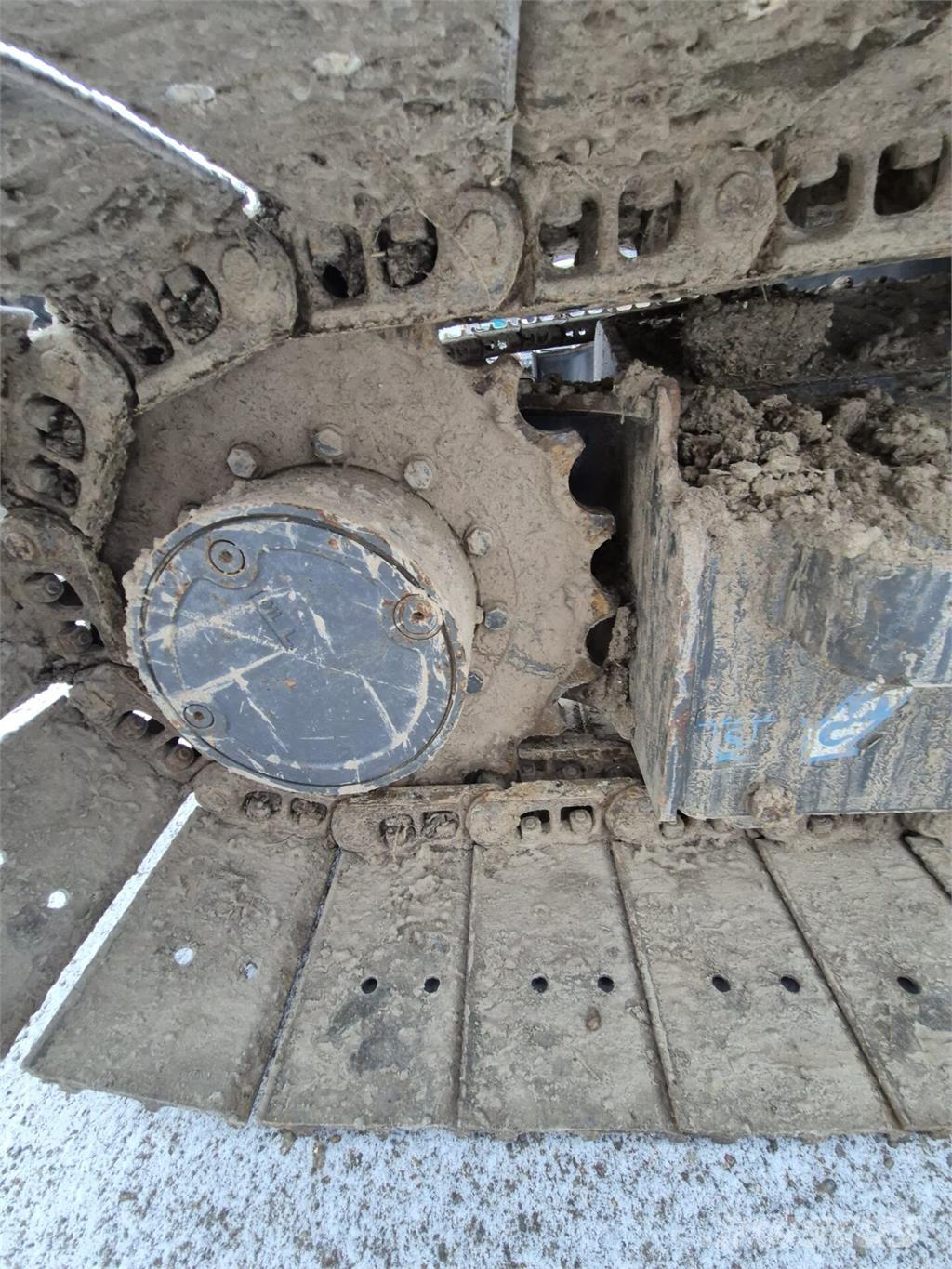 CASE CX90D Midi rýpadlá 7 t - 12 t