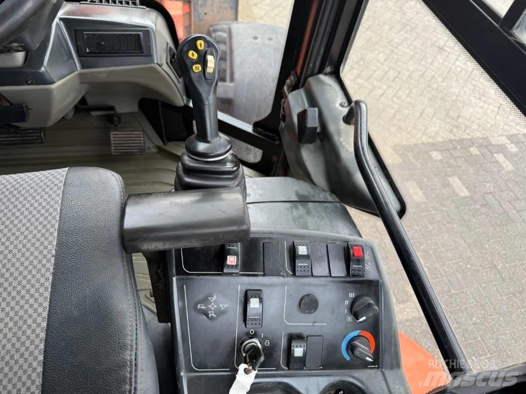 CAT 908 Kolesové nakladače