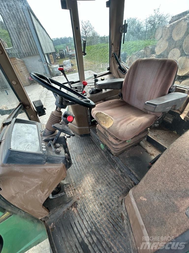 John Deere 6400 Kompaktné traktory