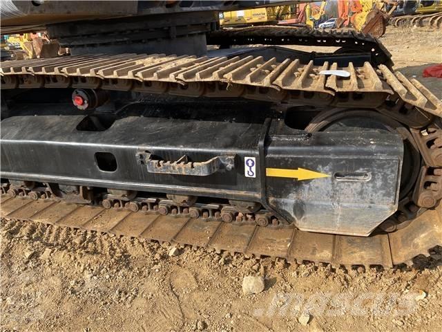 Hitachi ZX240 Pásové rýpadlá