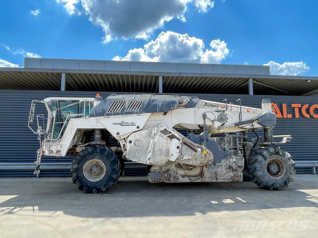 Wirtgen WR 240I Recyklovače asfaltu