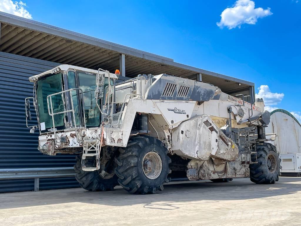 Wirtgen WR 240I Recyklovače asfaltu