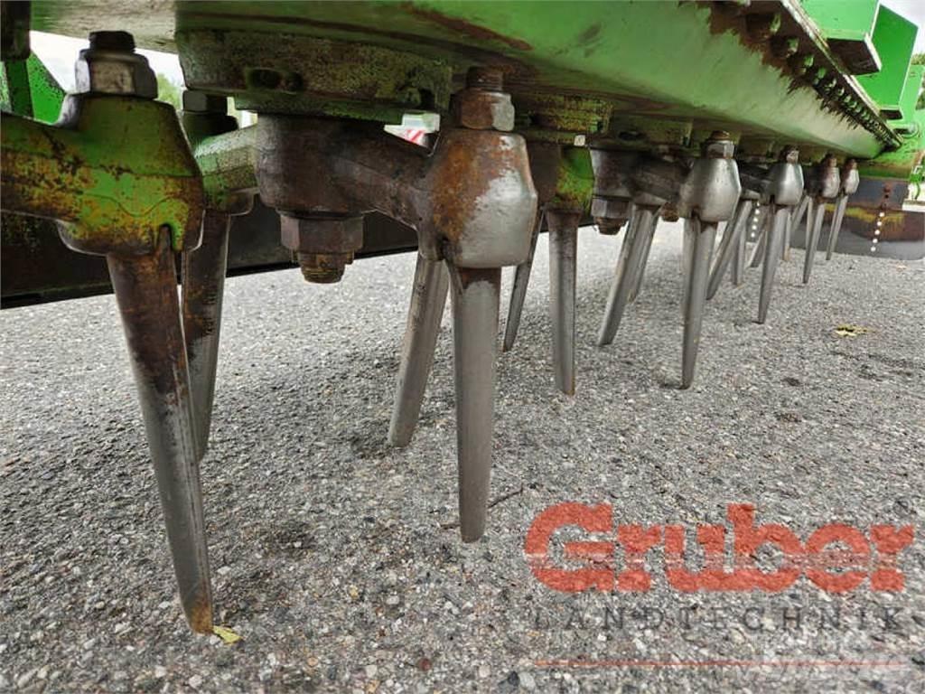Fliegl S 3000 Rotačné brány a pôdne frézy