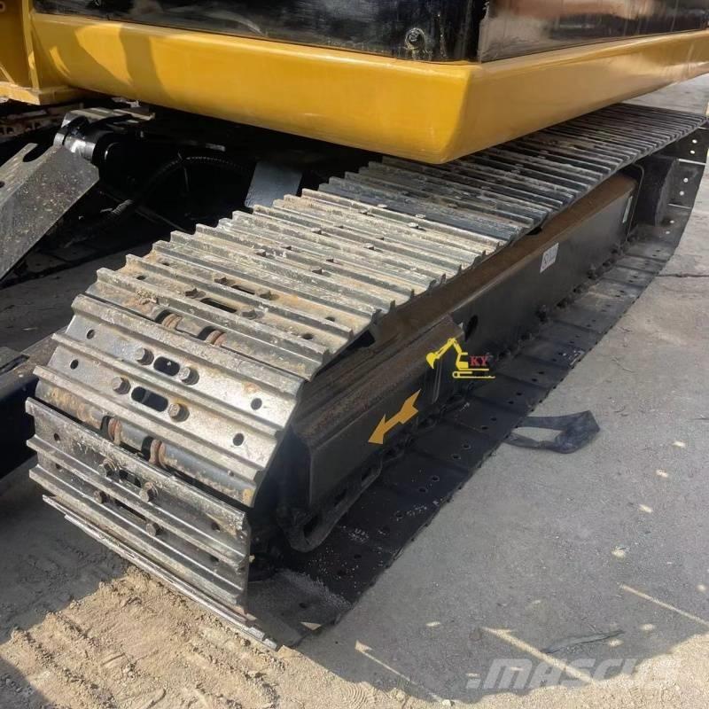 CAT 305.5 Pásové rýpadlá