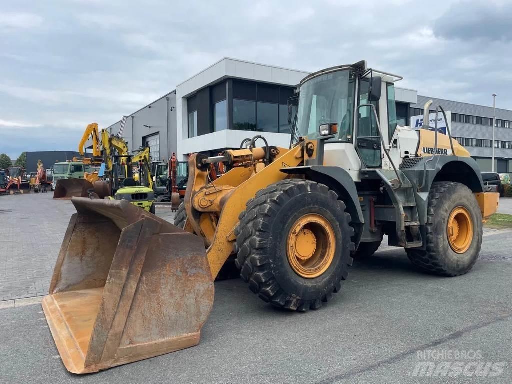 Liebherr L544 Kolesové nakladače