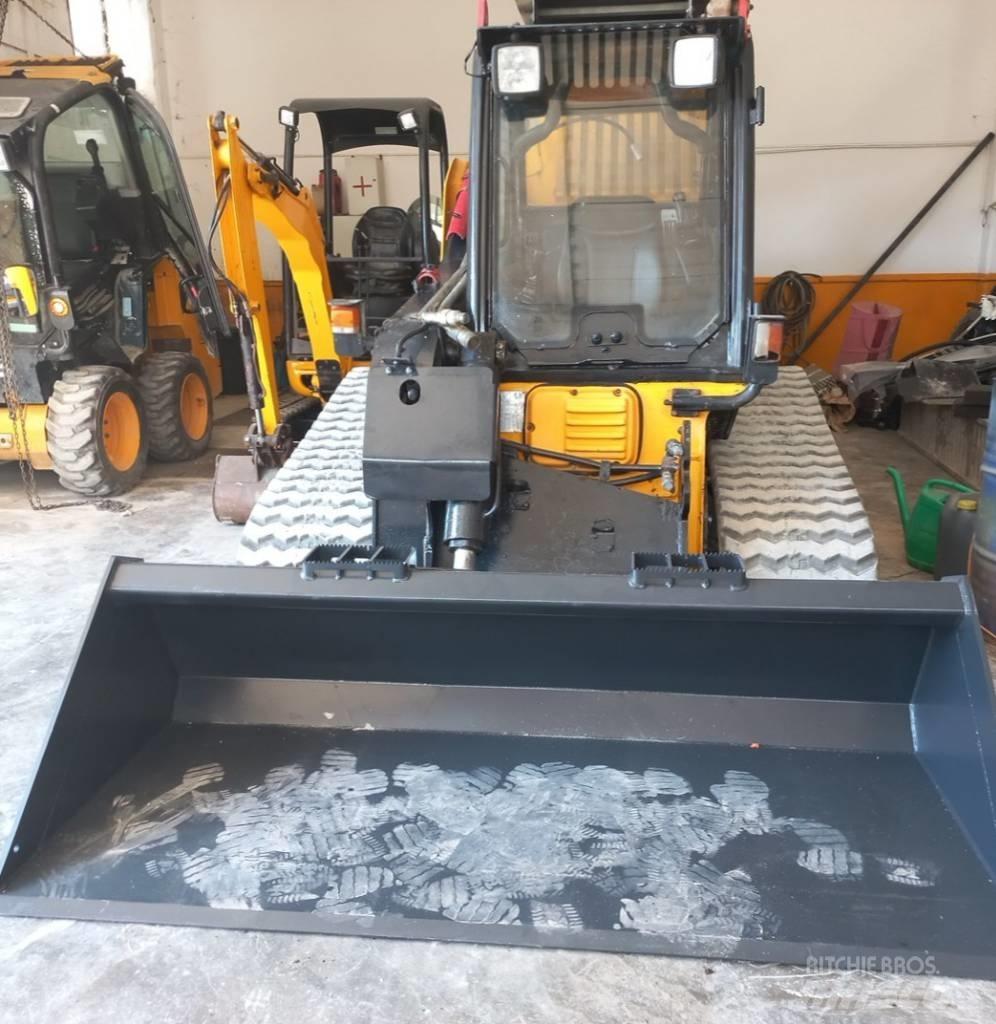 JCB 1110 T Šmykom riadené nakladače
