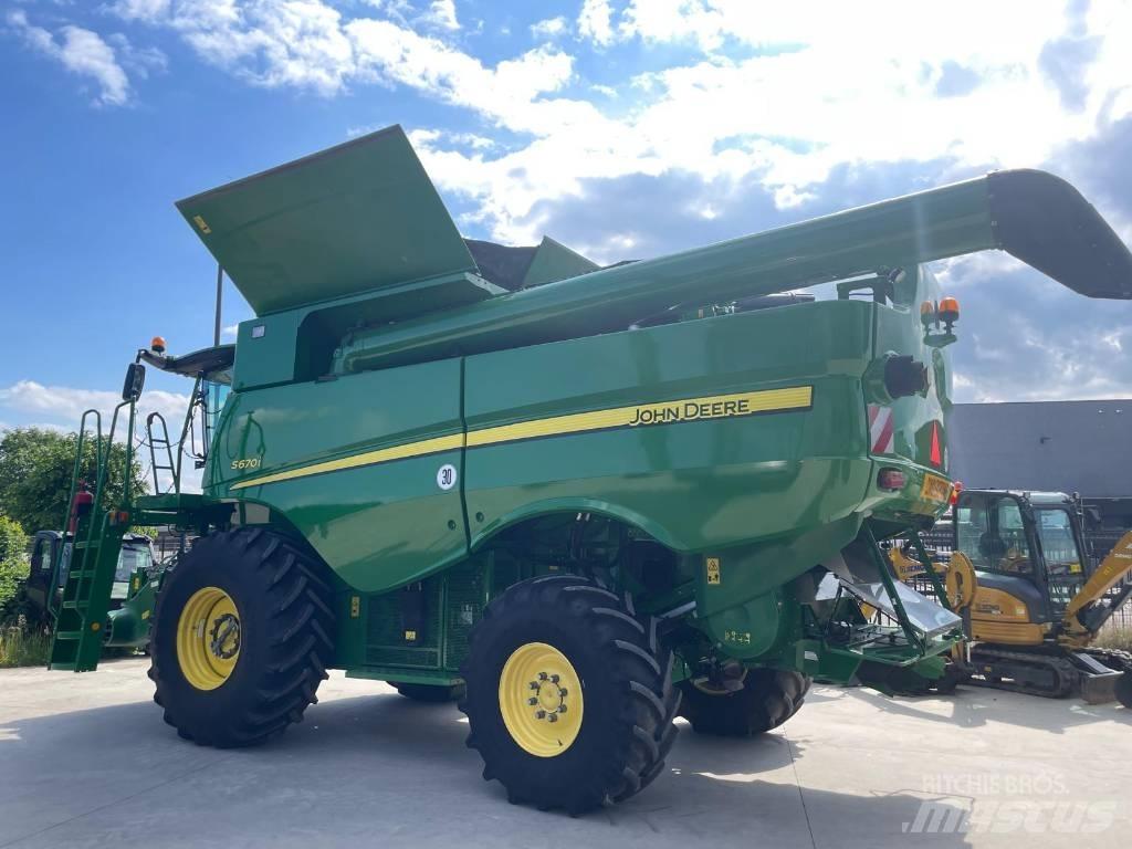 John Deere S670 4x4 Kombinované zberacie stroje